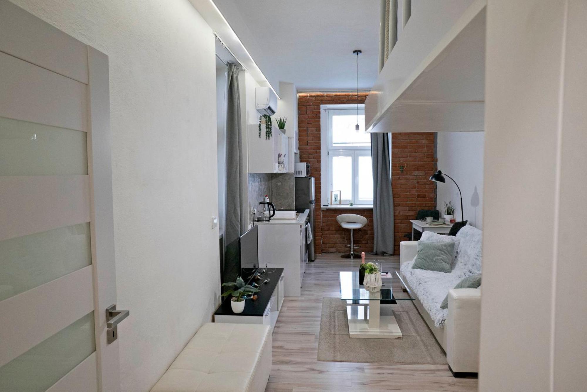 New Stylish Place For Couple Bratislava Ngoại thất bức ảnh